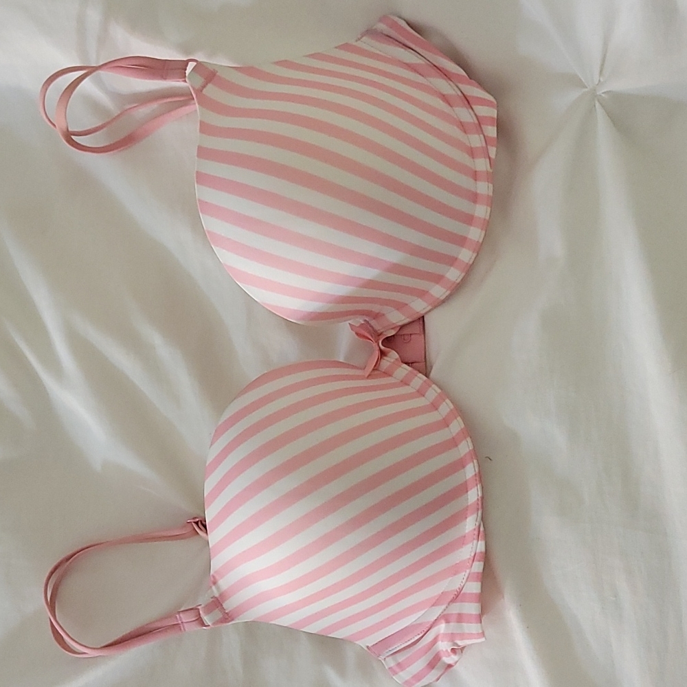 Victoria's Secret bra